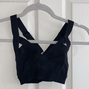 Aritzia Community sports bra